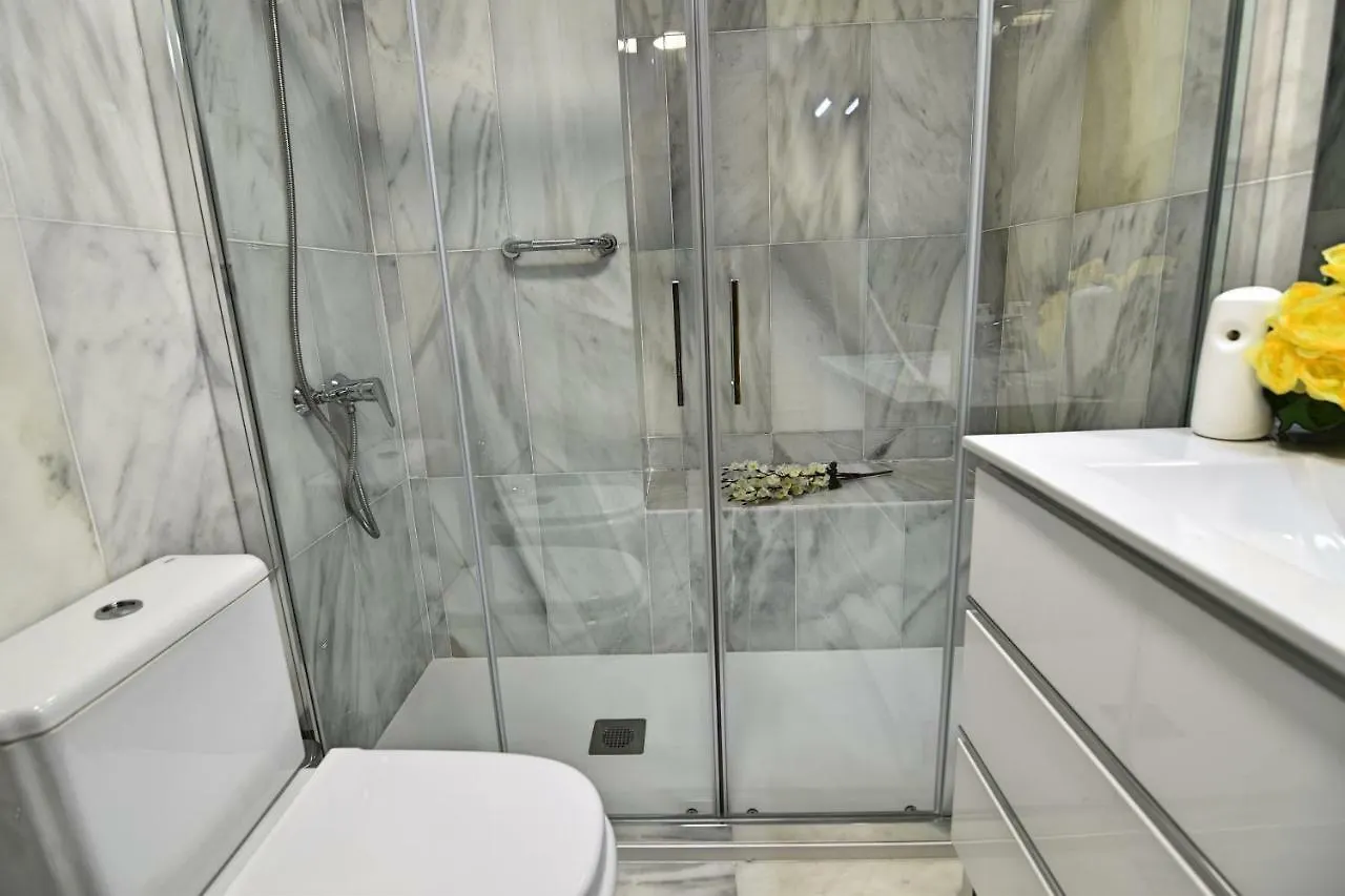 Appartement Apt Puerto Malagueta Solo Familias Málaga Spanje